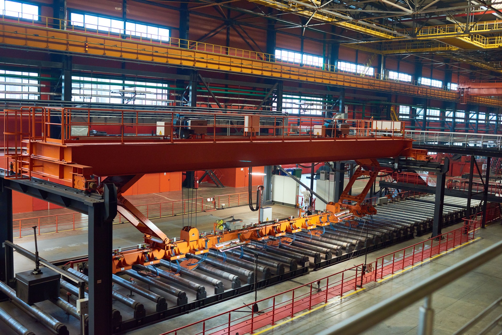 Processo di produzione automatizzato in fabbrica
